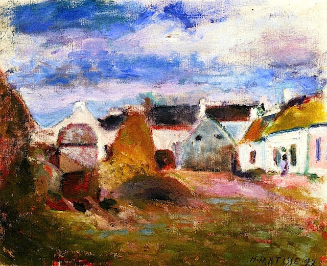 A Breton farmyard with low white cottages and thatched roofs lined along a high horizon under a pale blue-mauve sky; an ochre haystack rises near center, a small figure stands in a cottage doorway at right, and the foreground is a patchwork of green grass, reddish earth, and lilac shadows painted with loose, textured strokes.
