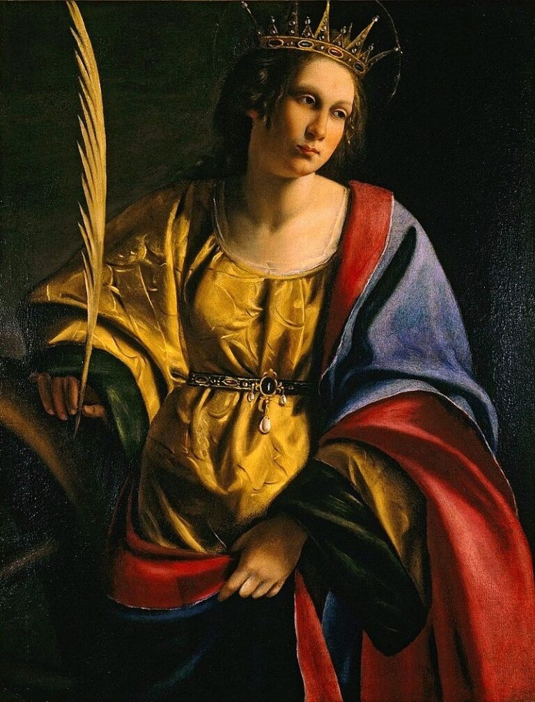 Crowned Saint Catherine stands in three-quarter view holding a palm frond, wearing a gold satin bodice with a blue and red mantle, her gaze thoughtful against a dark background with a faint suggestion of the torture wheel.
